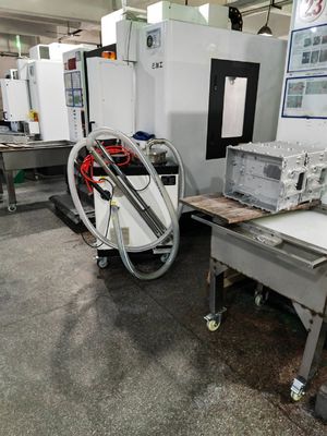 エムルションフィルタリングスラグクリーニングマシン CNC 水タンクスラグ除去機