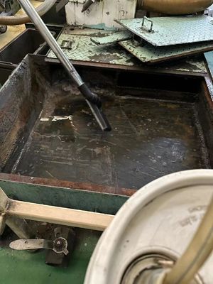 8000L/H CNC スラグクリーニング マシン ツール スラグ除去設備