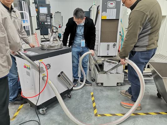 8000L/H CNC スラグクリーニング マシン ツール スラグ除去設備