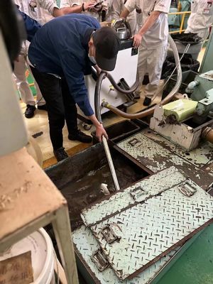 排気液体タンク 機械清掃機 冷却液フィルターシステム 8000L/H