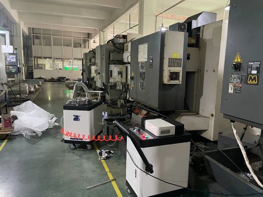 移動式CNC冷却液油分離機 0.3mm精度 ポータブルトランプ油分離機
