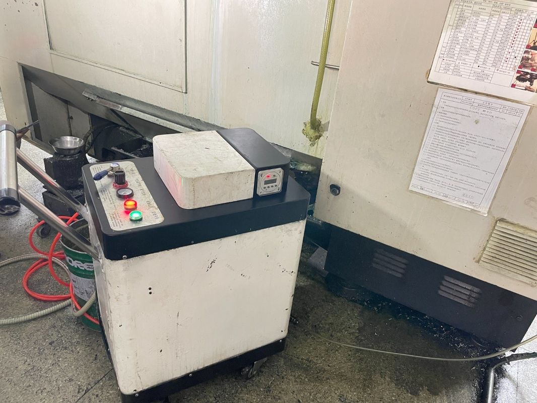 パーソナライズされたCNC冷却液油分離器 220V 携帯機械冷却液フィルター